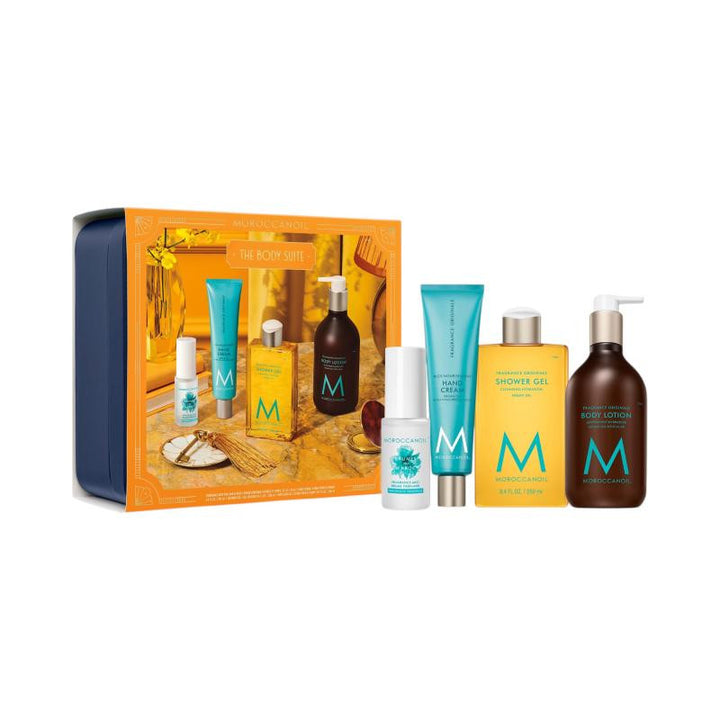 Ensemble pour le corps Moroccanoil avec coffret cadeau bleu, brume cheveux et corps, crème mains, gel douche et lotion corporelle sur fond blanc.