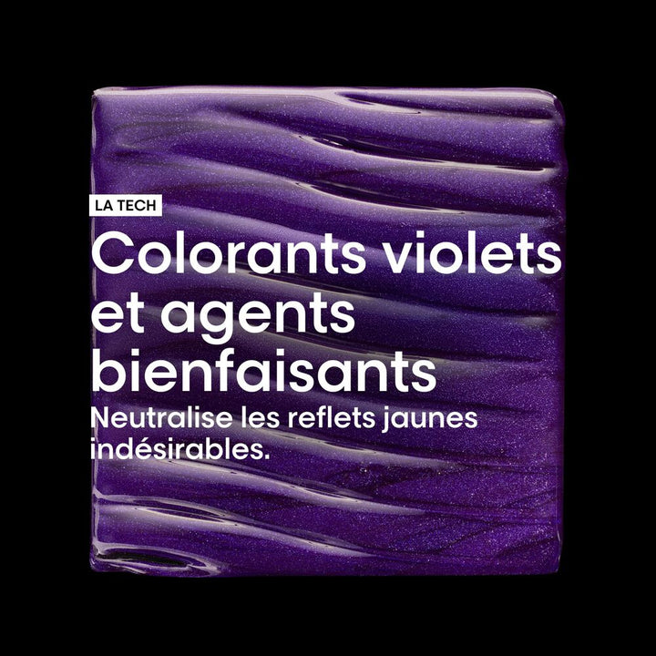 Texture violette du shampoing Vitamino Color Spectrum avec colorants violets et agents bienfaisants pour neutraliser les reflets jaunes indésirables.