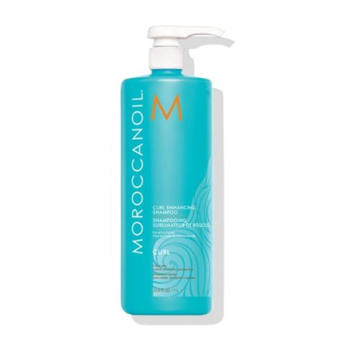 Le shampoing sublimateur de boucles de Moroccanoil est composé d’huile d’argan nourrissante riche en antioxydants pour donner plus de brillance et faciliter le coiffage de tous les jours.