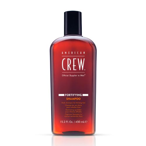 Ce shampoing aidera tes cheveux fins à se fortifier et il éliminera les résidus pour rafraîchir ton cuir chevelu.