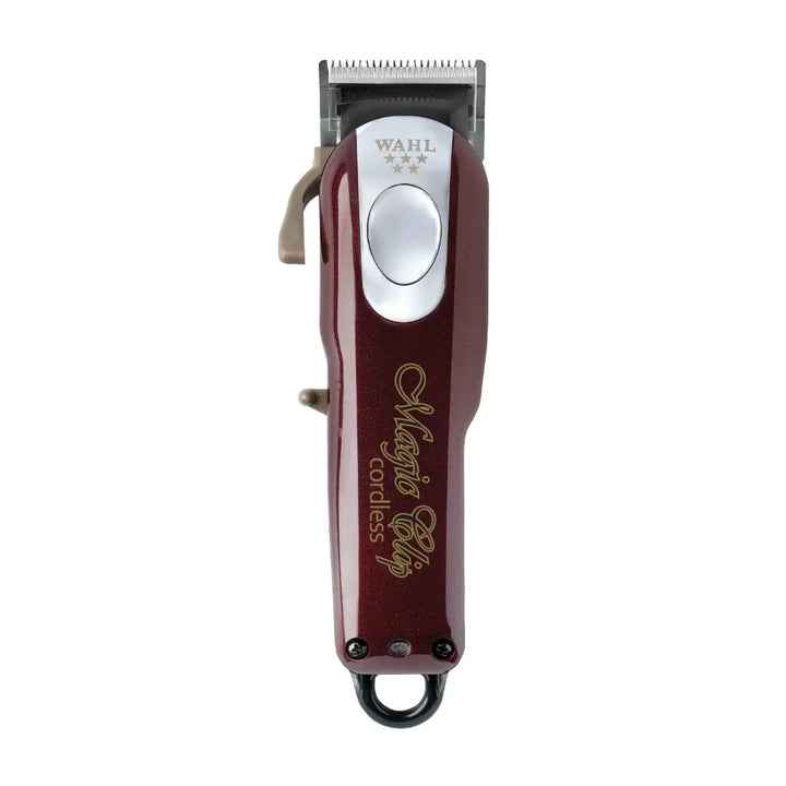 Tondeuse WAHL Magic Clip cordless professionnelle bordeaux et argent, lame de précision et design ergonomique, présentée sur fond blanc.